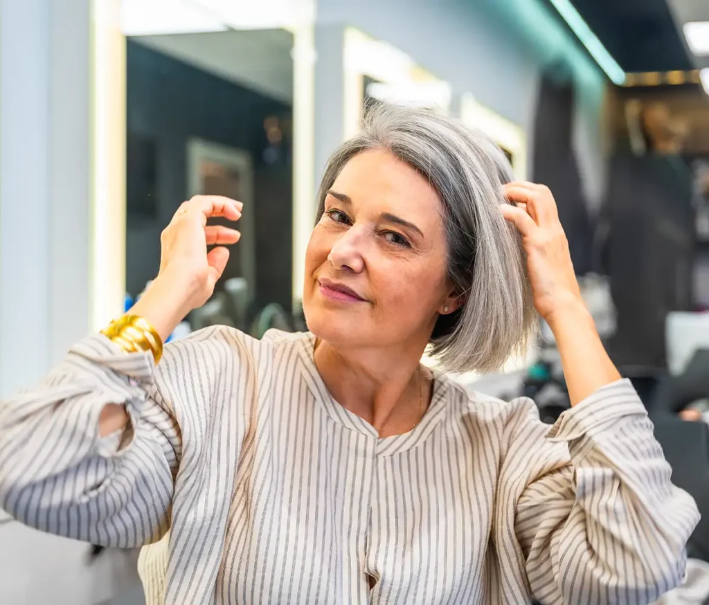 coupe de cheveux femme 50 ans qui rajeunit